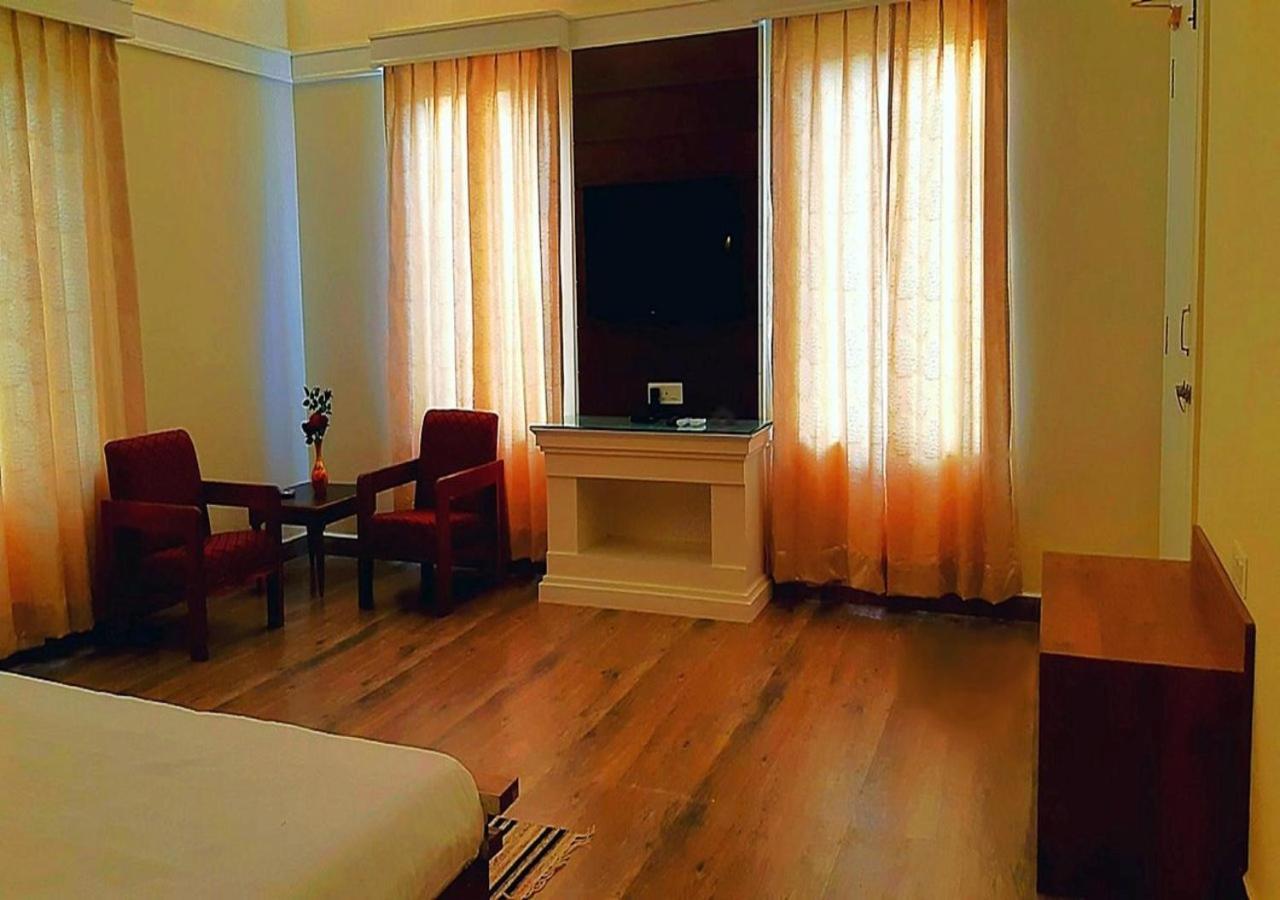 Greendale Resort Pachmarhī Kültér fotó