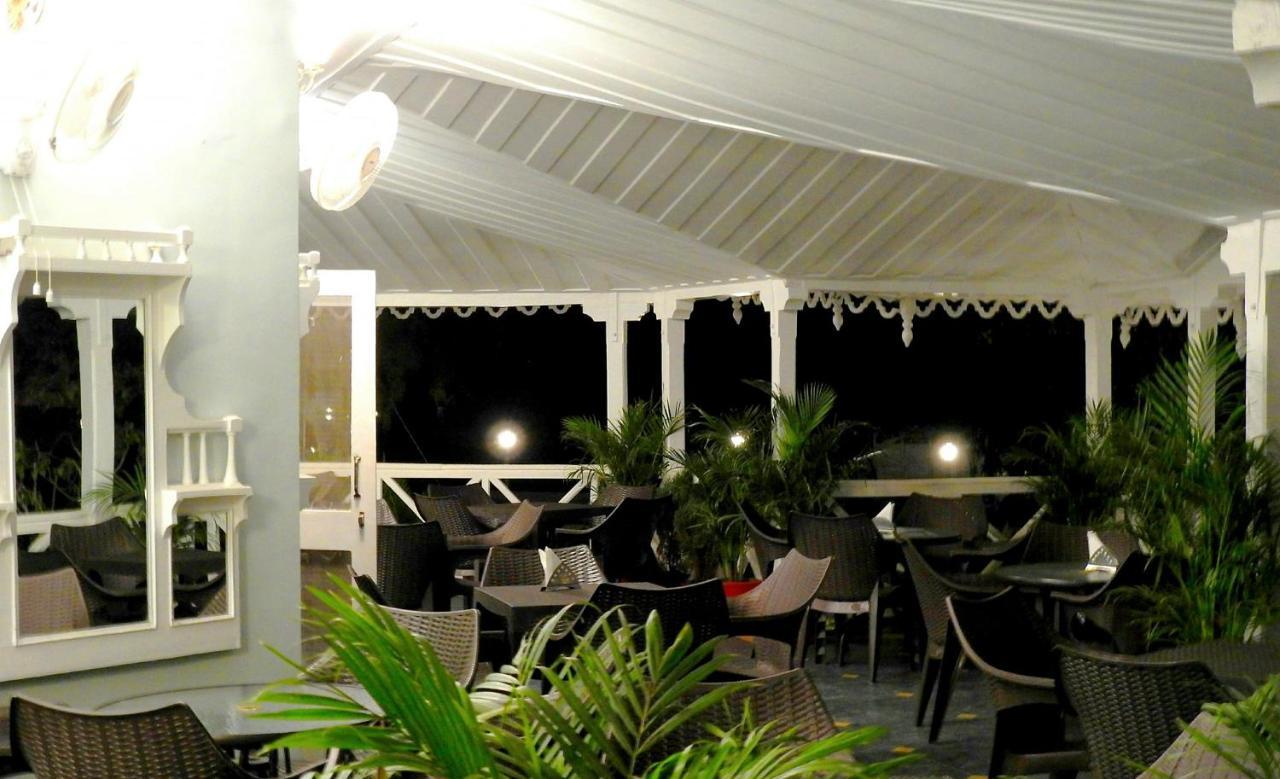 Greendale Resort Pachmarhī Kültér fotó